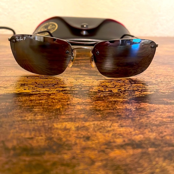 Ray-Ban Other - RayBan polarized sunglasses 5716